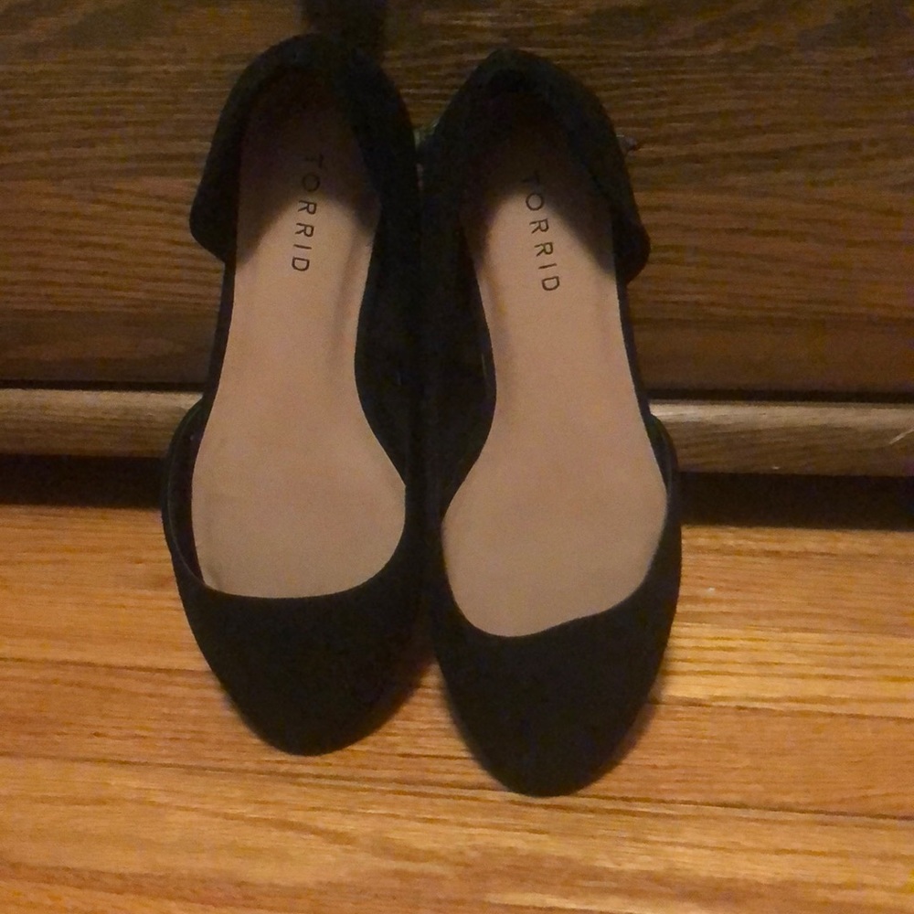 Torrid 8W black flats
